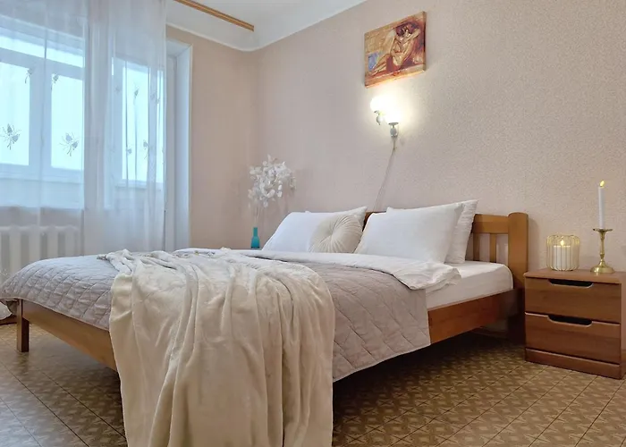 4 Ліжка З Балконом Документи Для Відряджень Мережа Alex Apartments Безконтатне Заселення 24-7