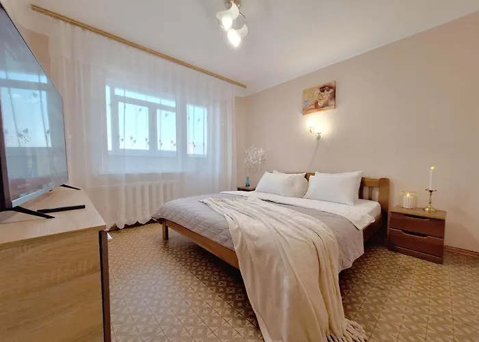 4 Ліжка З Балконом Документи Для Відряджень Мережа Alex Apartments Безконтатне Заселення 24-7