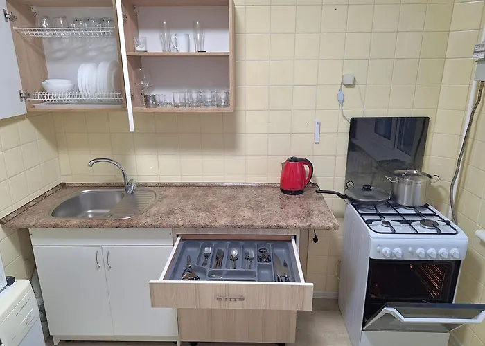 4 Ліжка З Балконом Документи Для Відряджень Мережа Alex Apartments Безконтатне Заселення 24-7