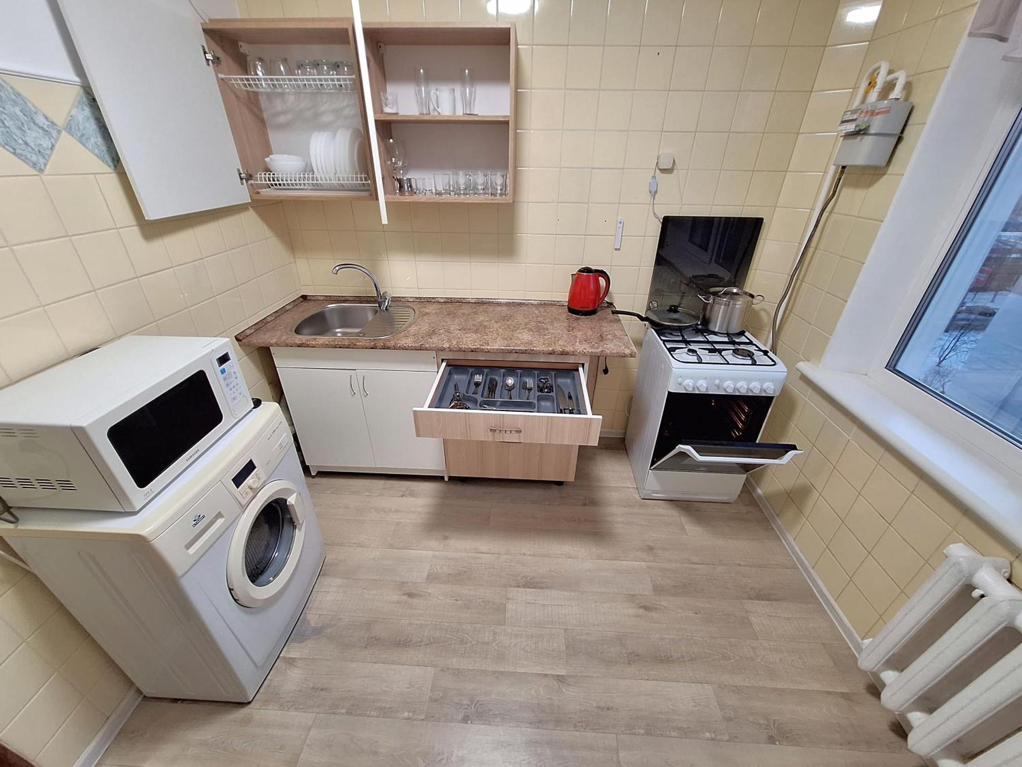 Alex Apartments: Balcony With Business-friendly 24/7 Self Check-in Apartment Poltava