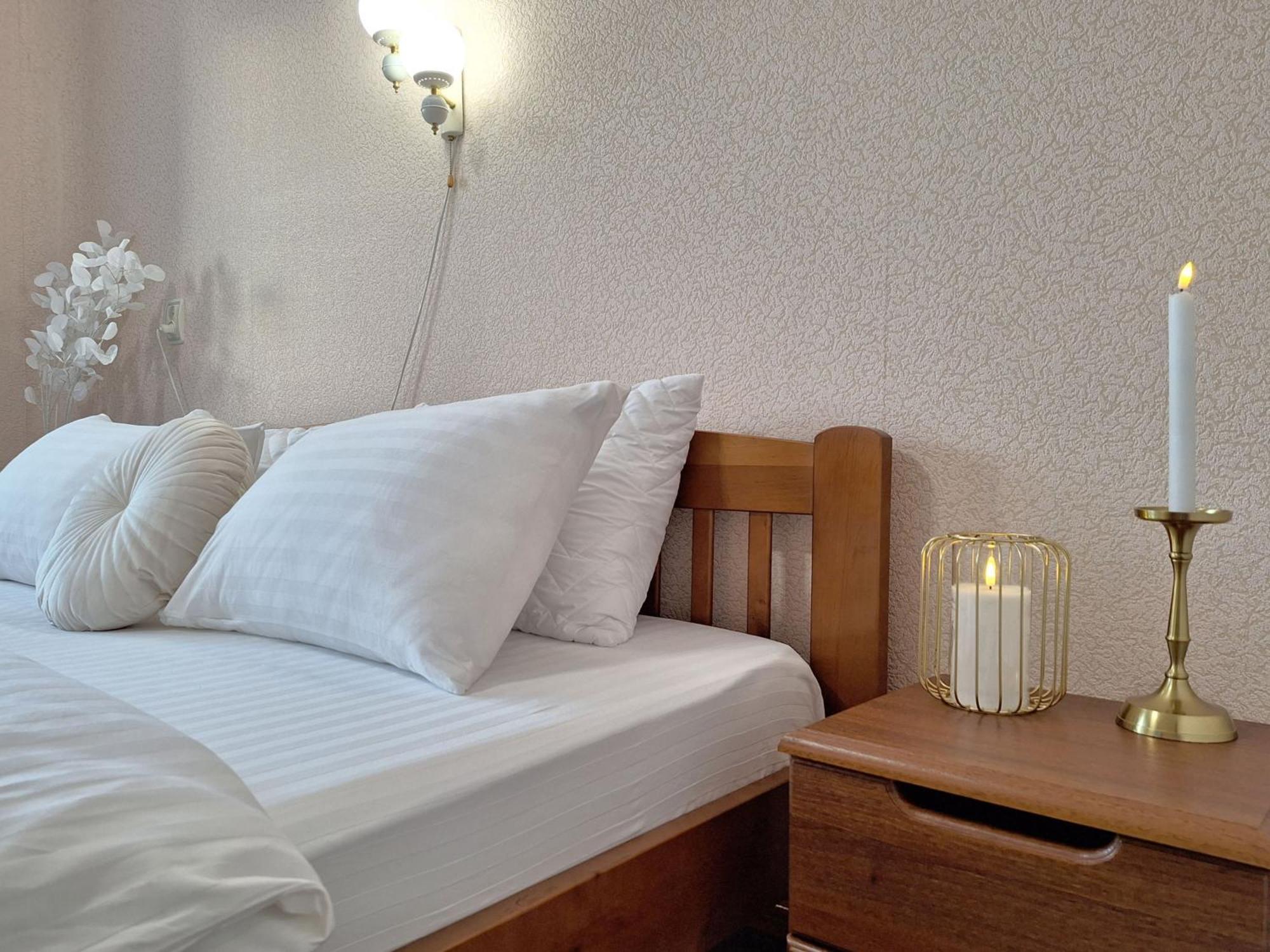 Apartment Alex Apartments: Balcony With Business-friendly 24/7 Self Check-in Poltava